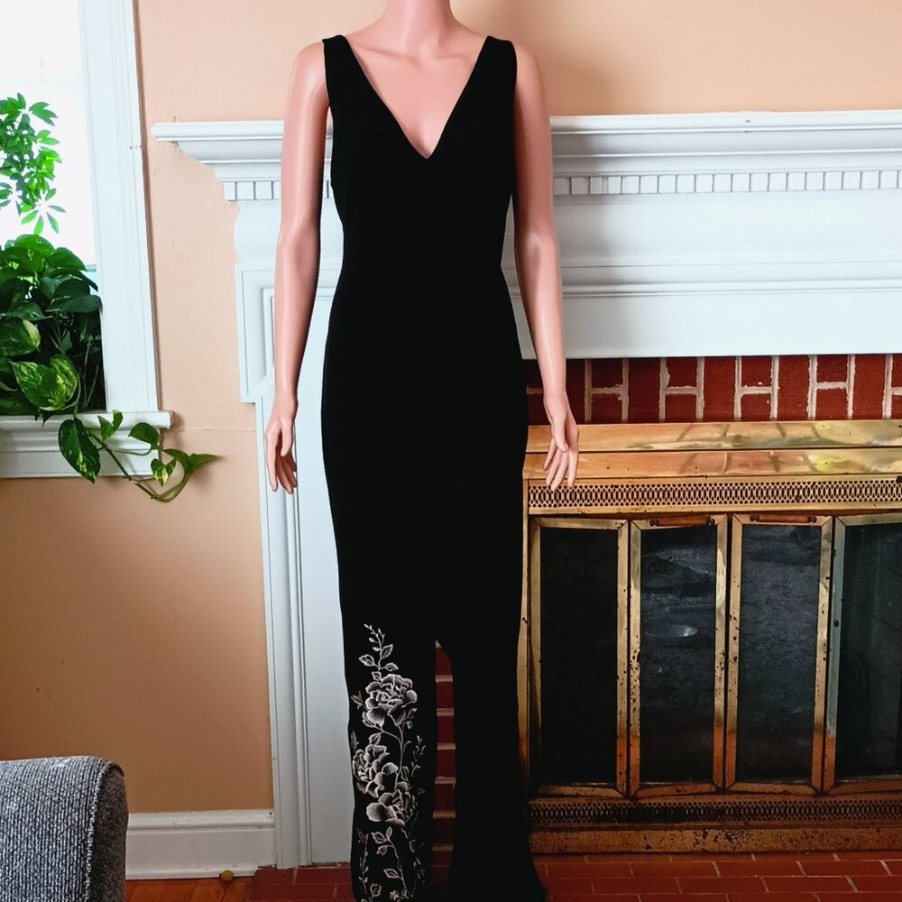 Anthropologie Black V-Neck Jumpsuit 14 Floral Embroidered Women's Fall Romper